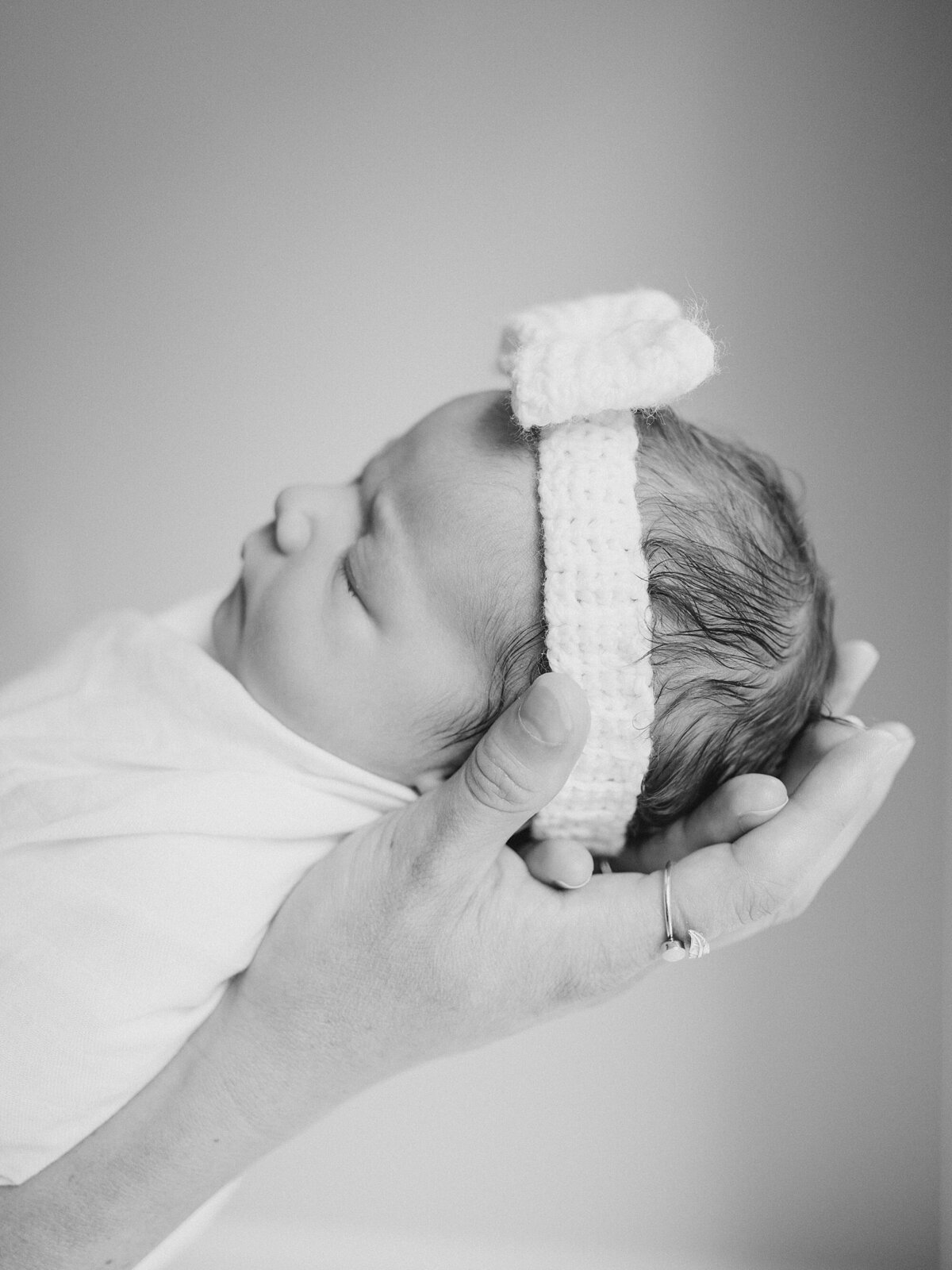in-home-newborn-photos-northern-virginia-photographer-23