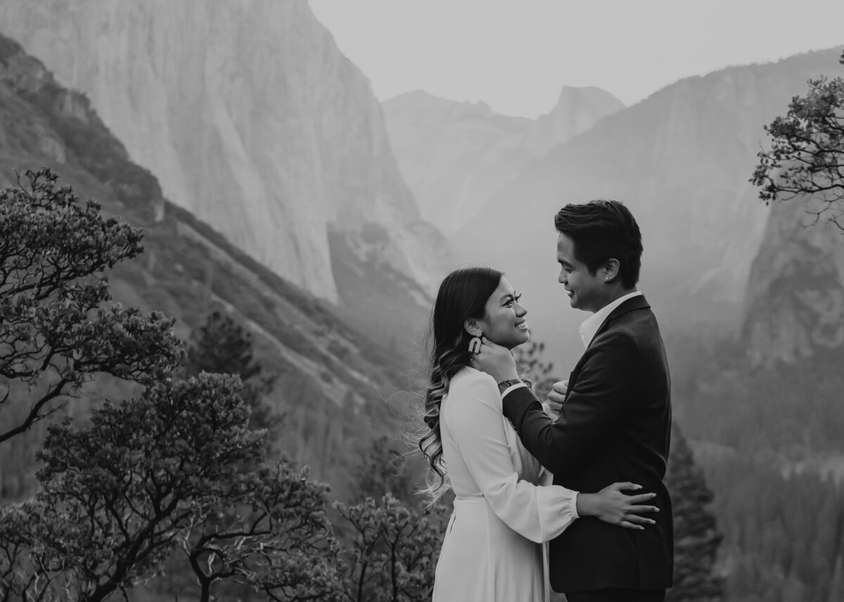 10302020_Nessa&JaredYosemite_Oct'20_042-3