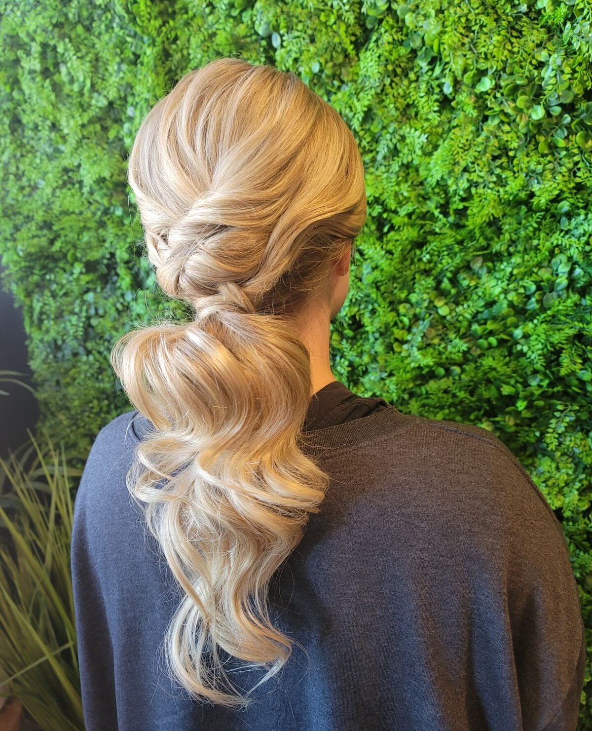 ponytail updo for blonde Baltimore bride