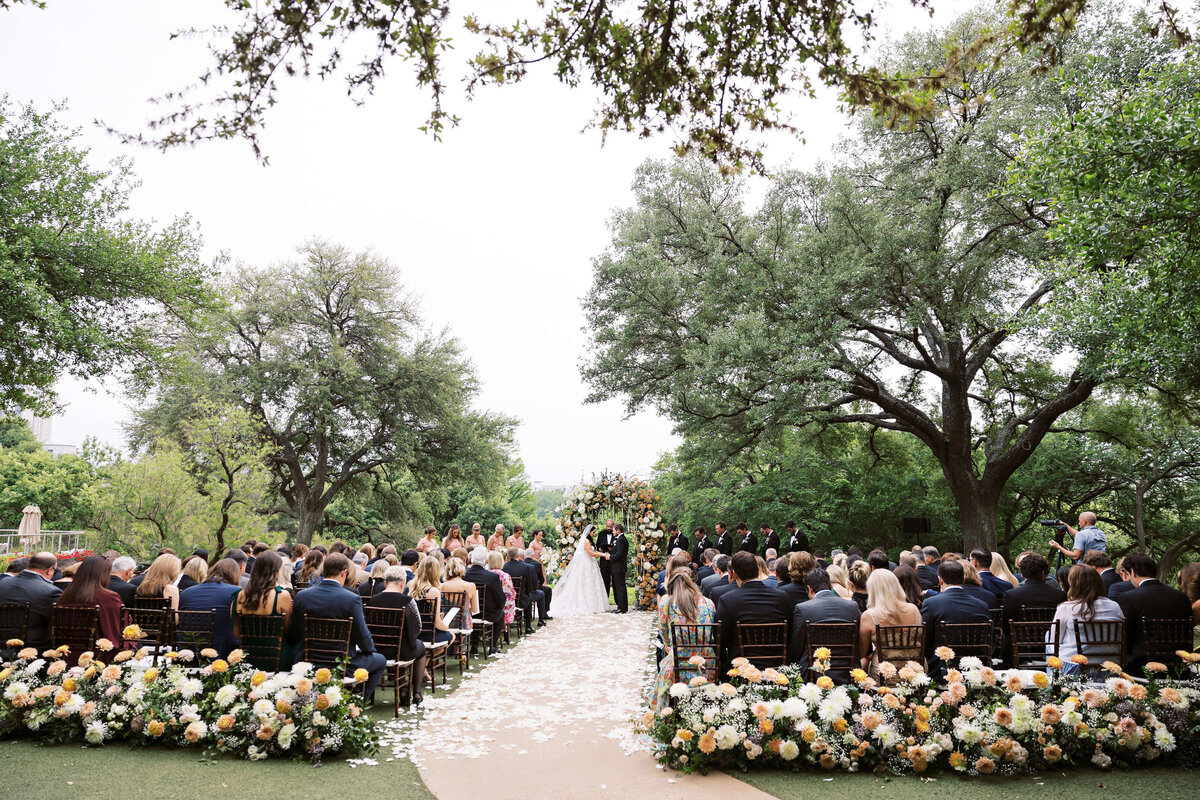 wedding ceremony at Four Seasons Hotel Austin