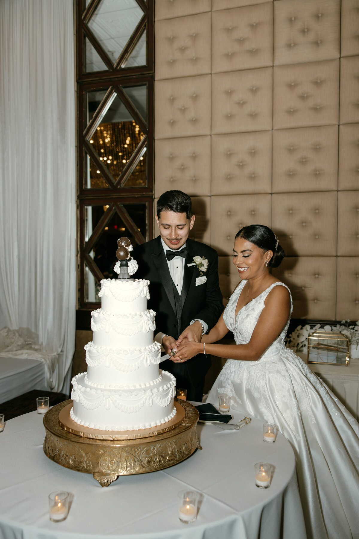 Abigail Anne Photography Storytelling Wedding Photographer in Colorado and Chicago — Wedding Photo 10