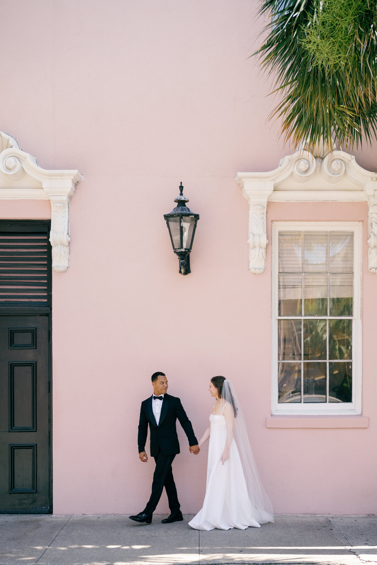 Lizzie Baker Photo _ Gibbes Museum Wedding _ Charleston Wedding Photographer _ Lowcountry Wedding _ Charleston Tented Wedding-34