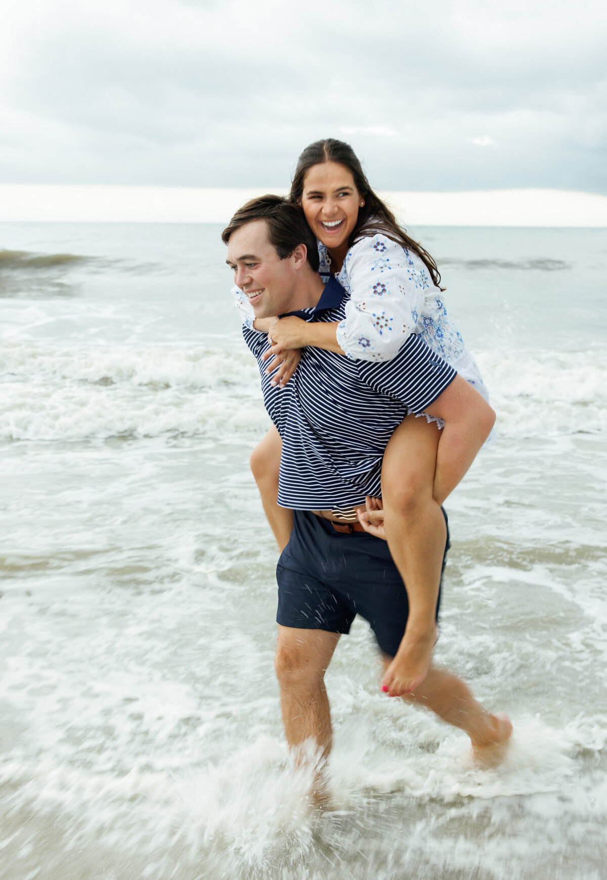 5-engagement-photo-bride-groom-orlando-wedding-photographer-28-north-54