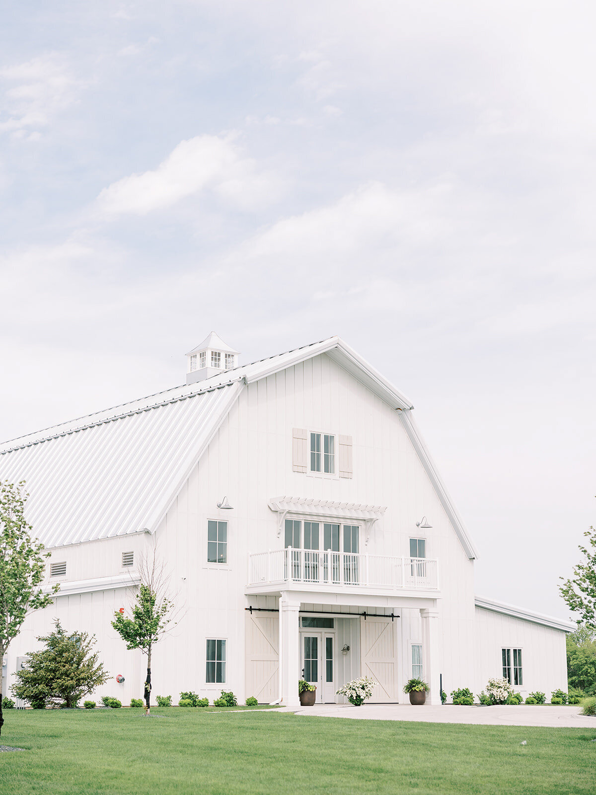 Lindsey Taylor Photography Providence Vineyard Chicago Wedding Photographer-1