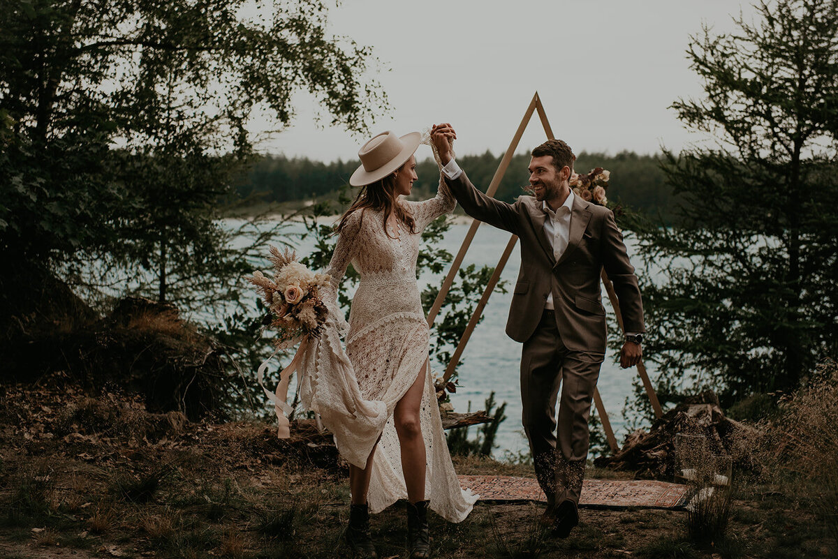 Dutch_Adventure_Elopement_Amber_Spits_Photography-126