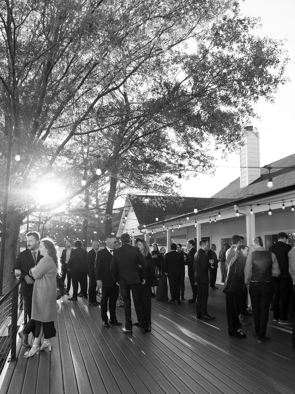 9.CocktailHour-Chelsea&Aaron-AlisonBrookePhotography-9