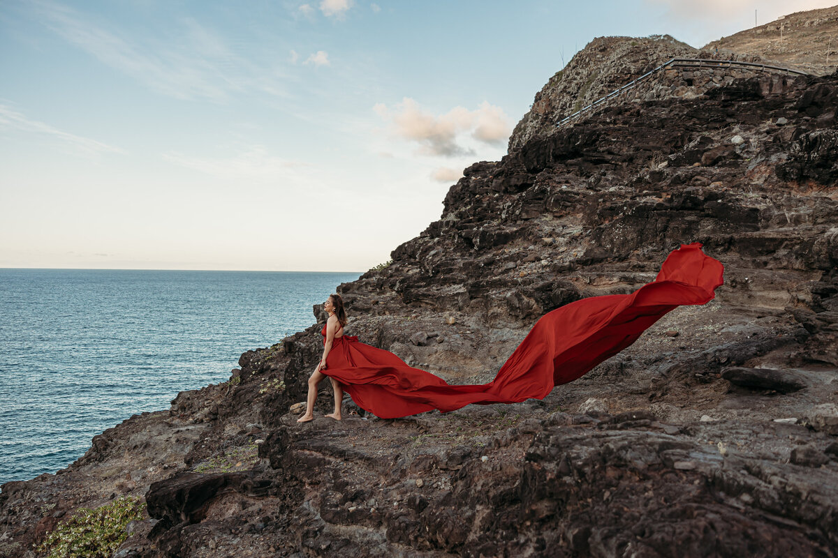 makapuu-beach-couple-portraits-122