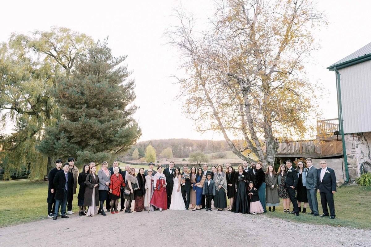 W11-Wedding-Photos-Caledon-Valley-Estate-Eleanor-and-Michael-2024-11-02-2500px-1172