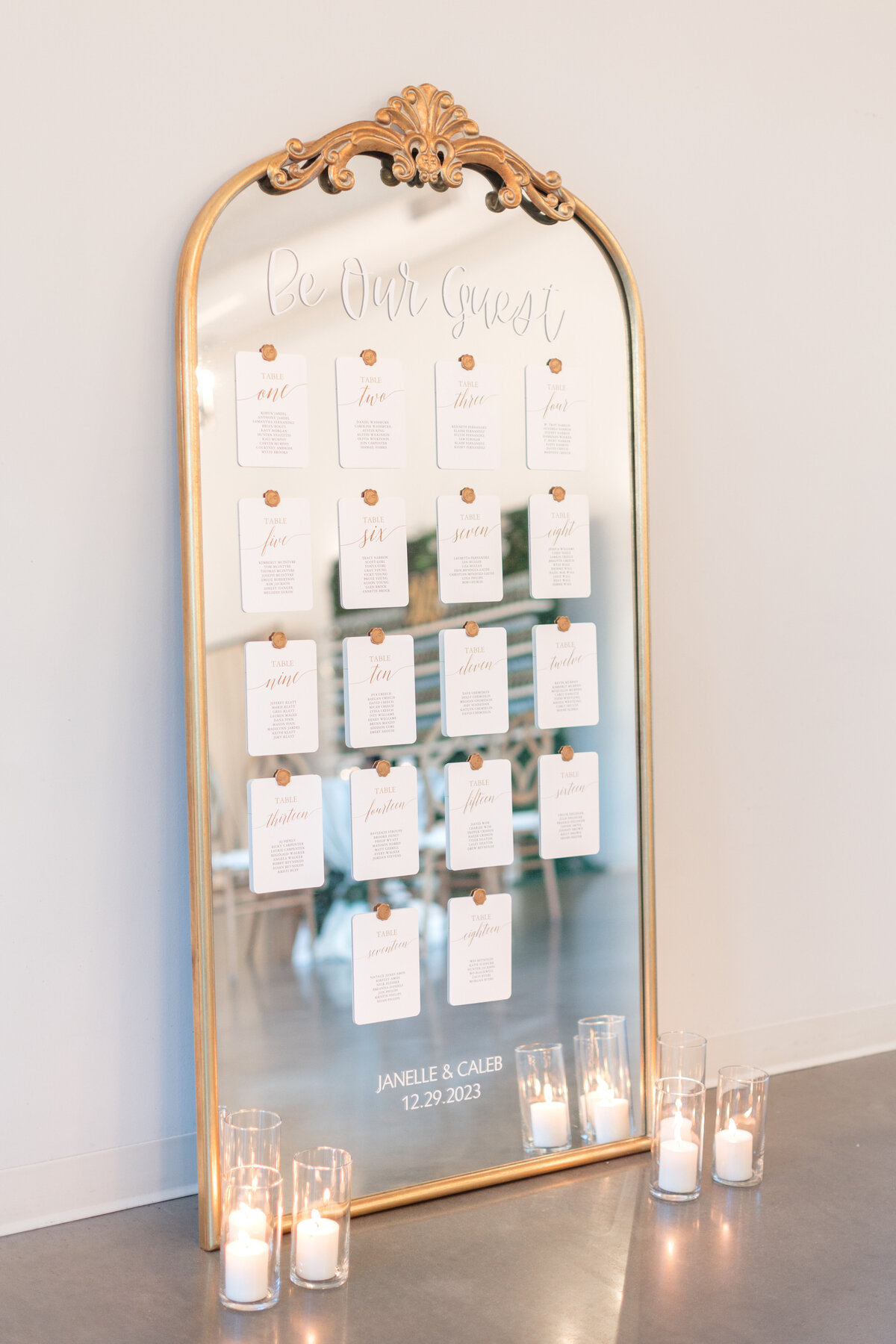 mirror display seating chart