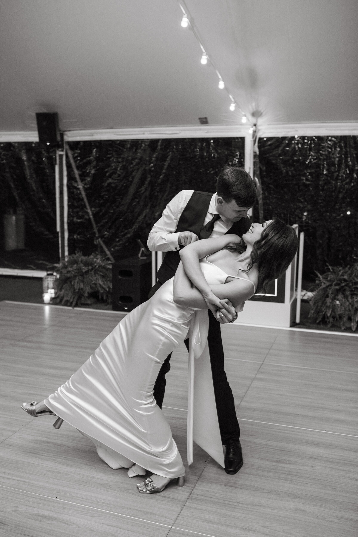 first-dance-choreographed-ct-dj-wedding-couple