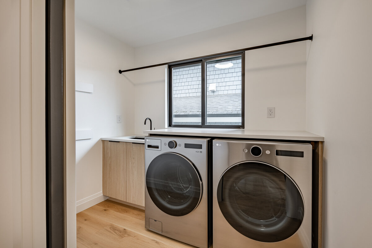112 E 19th Ave-45