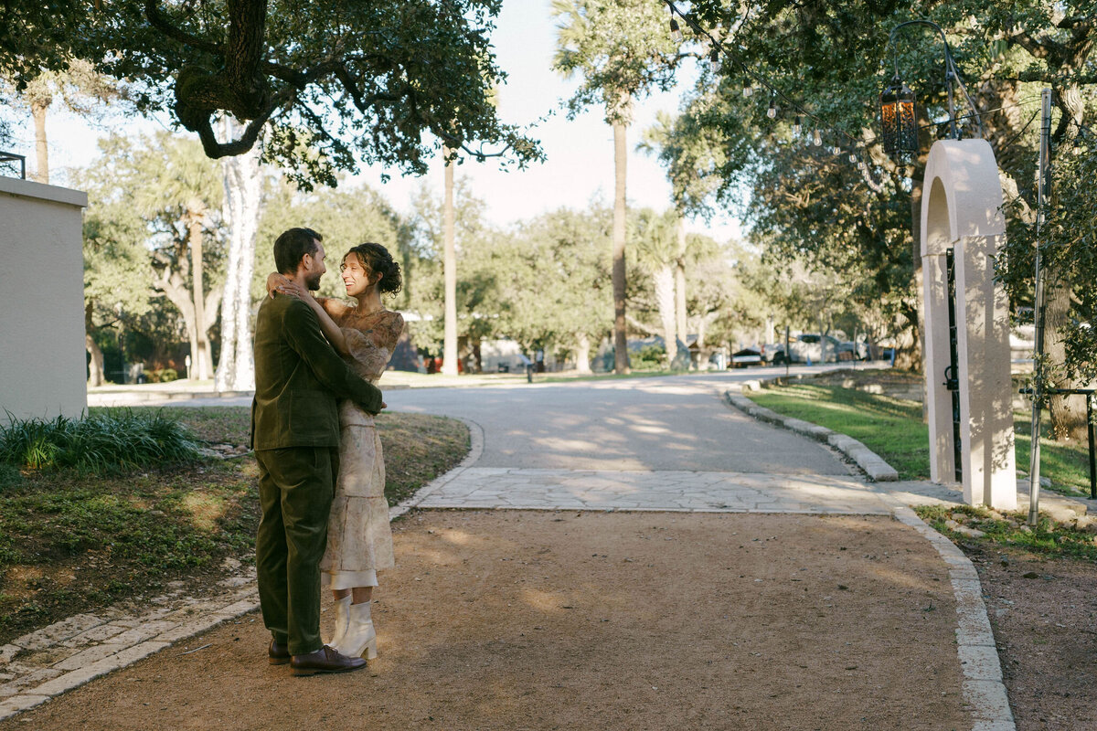 Kirby&SamWeddingPhotos_Previews_AustinWeddingPhotographer_HereafterFilms-47