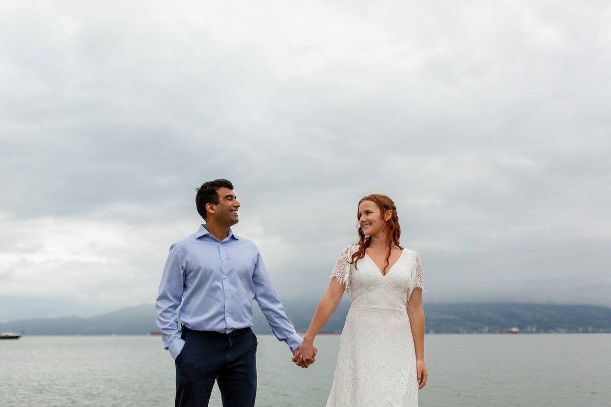 jericho-beach-downtown-vancouver-engagement-session-46