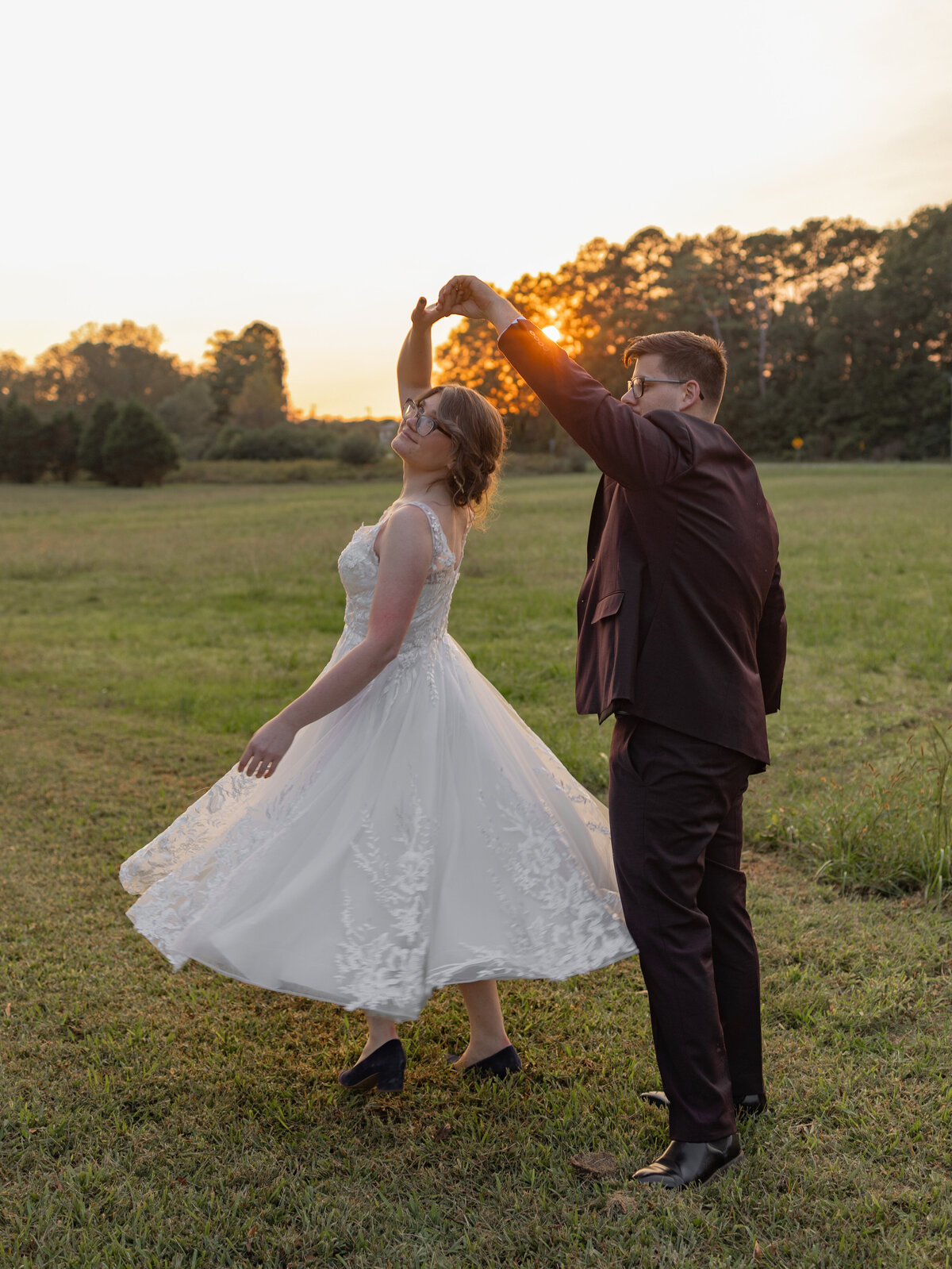 bride-and-groom-dancing-at-the-whiskey-bonding-farm-molena-georgia
