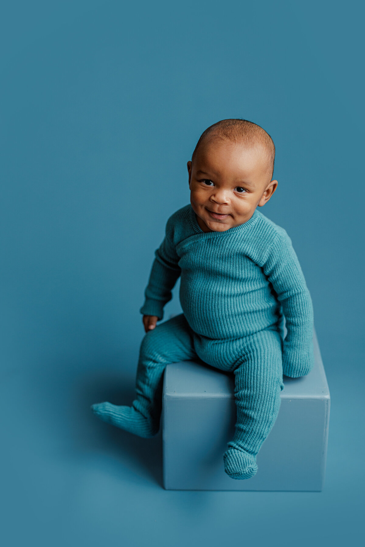 Huntsville Alabama Studio Baby Photographer 6 Month Milestone Session Client Closet3