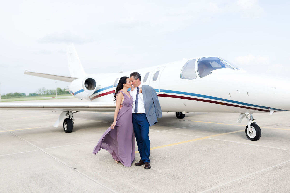 Fishers Indiana Airplane Engagement Session_000