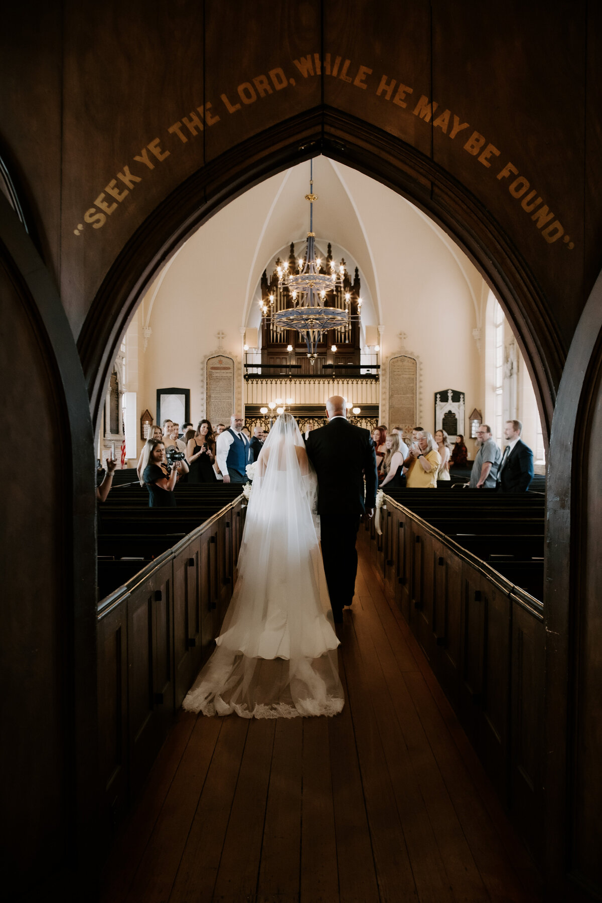 downtown charleston wedding ceremony at the french huguenot church