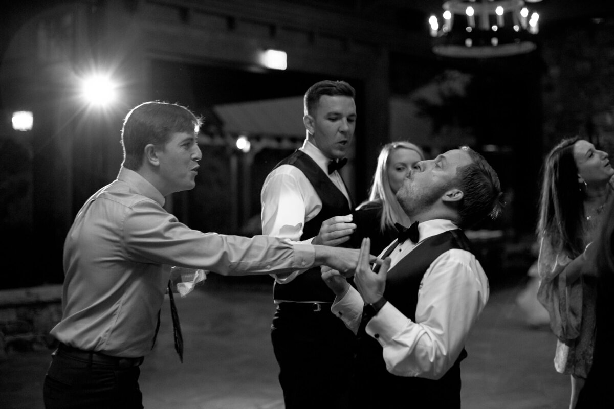 Old-Edwards-Inn-Wedding-153