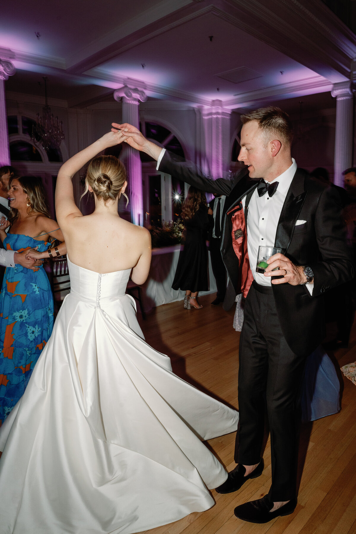 Erin+Shaun_Wedding_FoxtailCo-1085