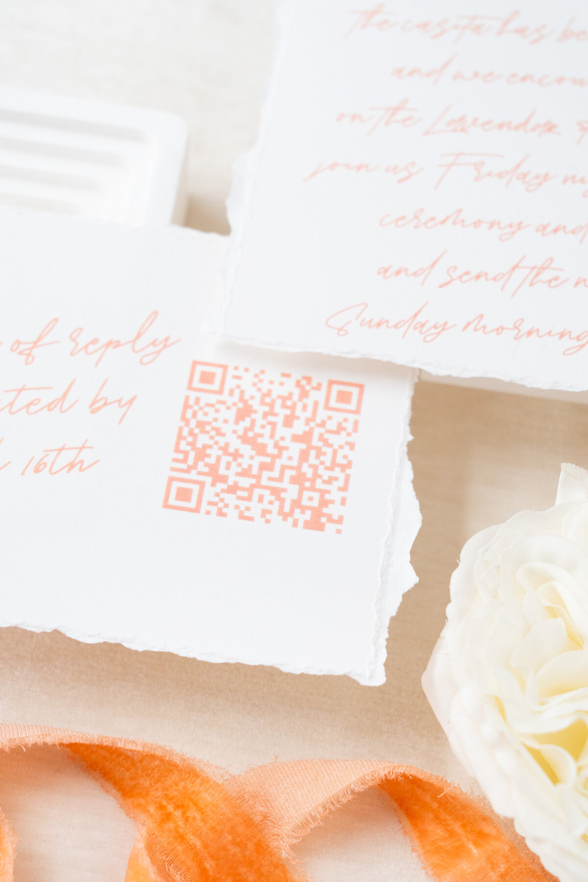 deckled-edge-wedding-invitation-qr-code-rsvp-card