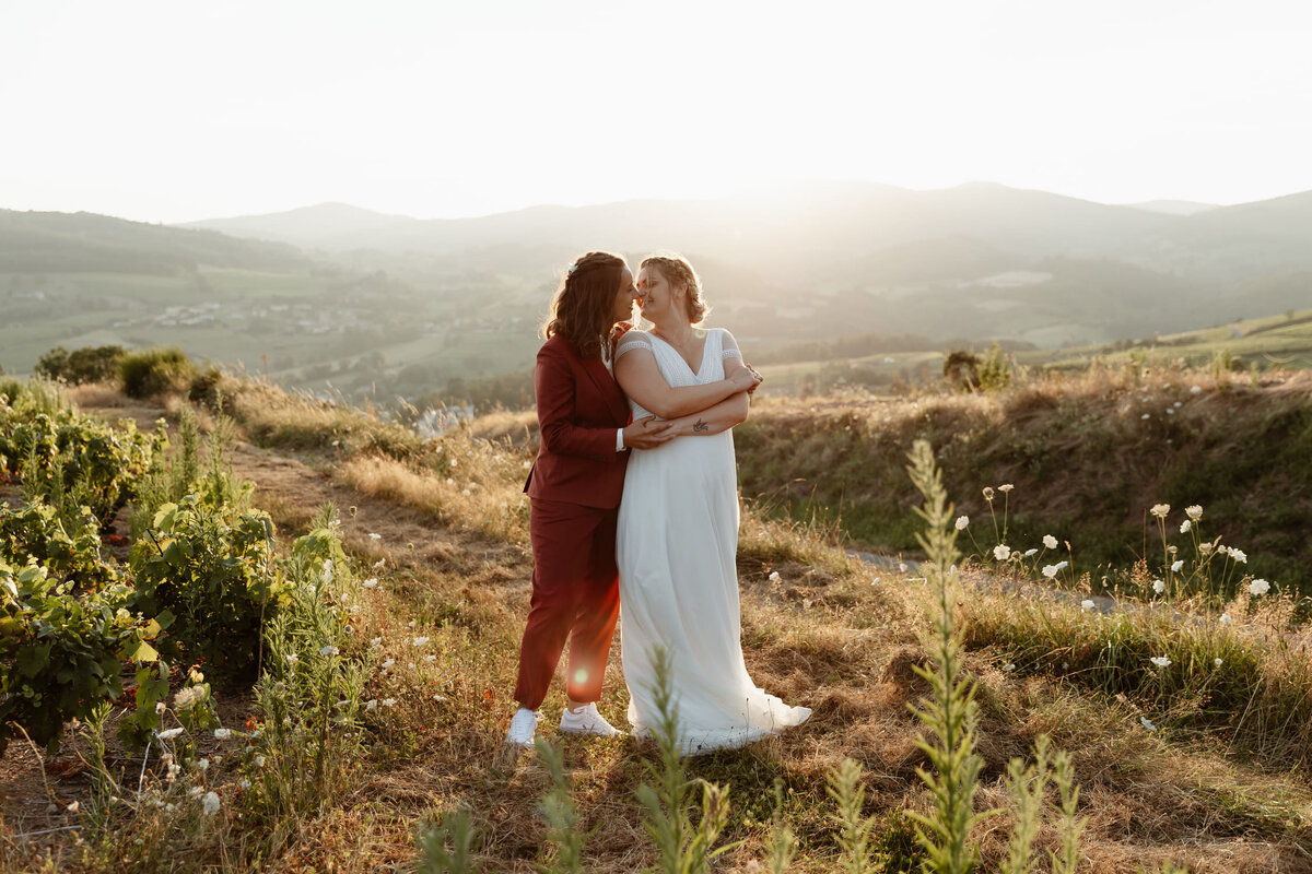 Eileen-et-Lucie-couple-mariage-vignes2