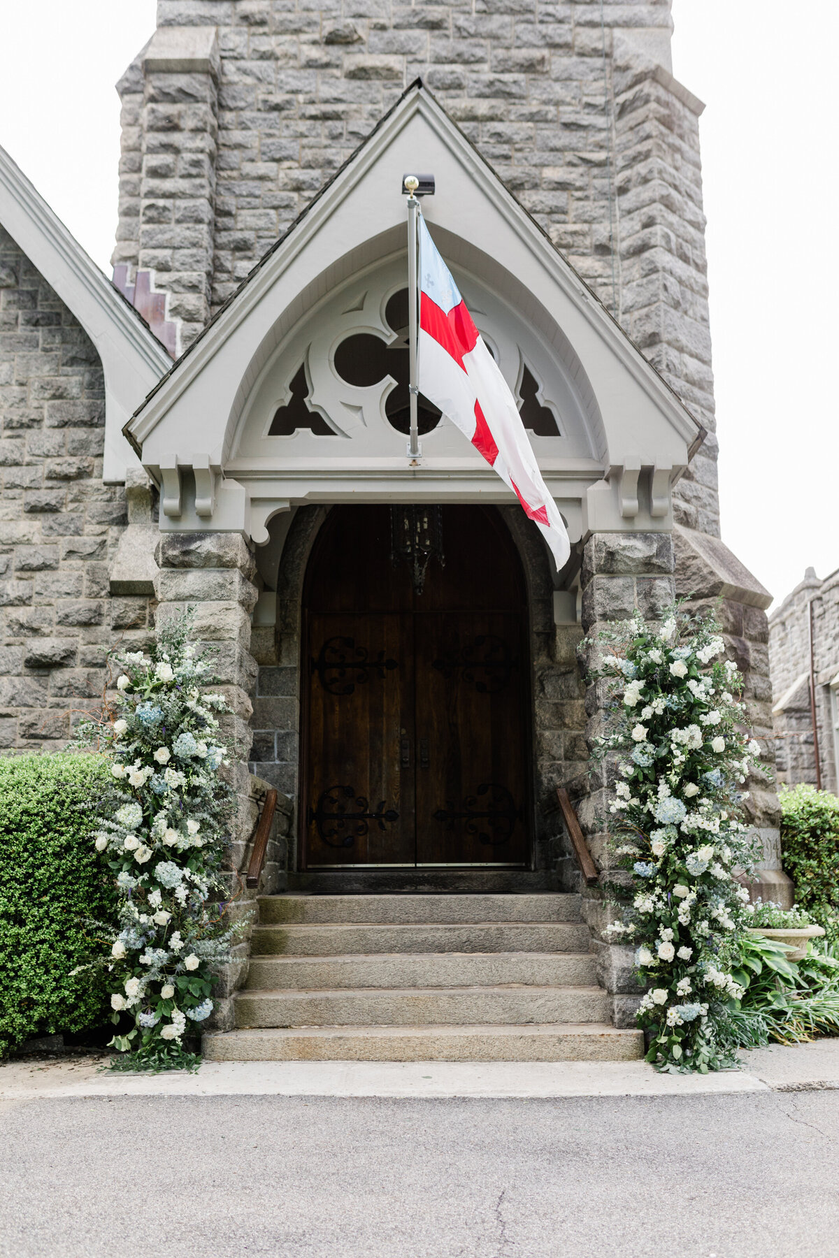 church-wedding-flowers-larchmaont-ny-enza-events-2