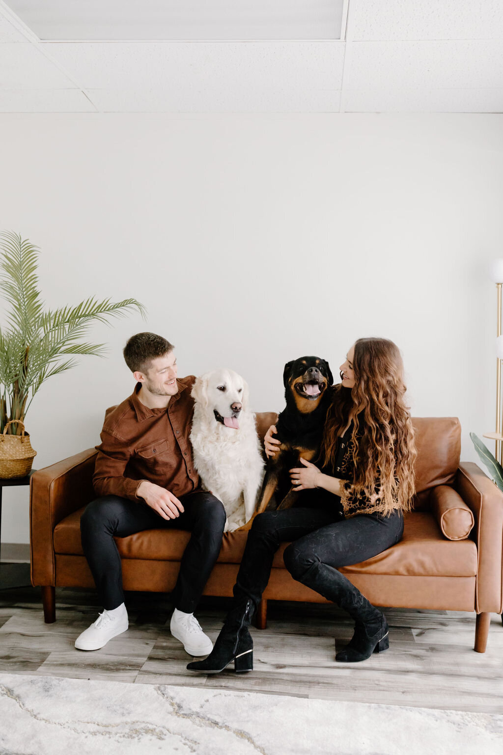 christina_ney_photography_wedding_engagement_lifestyle_photographer_dubuque_iowa_wedding_planning_assistance_adventurous_bold_laidback Family Photography23