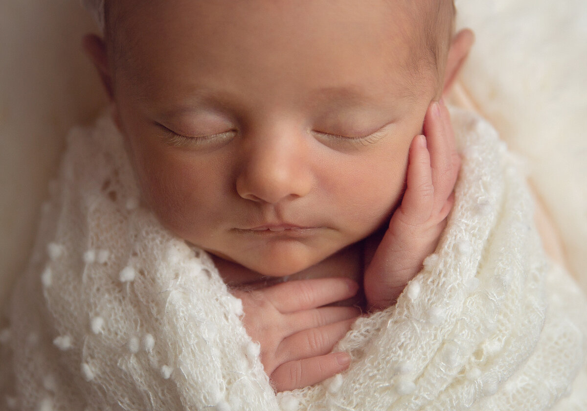 Toronto-newborn-photography-studio-Rosio-Moyano-021