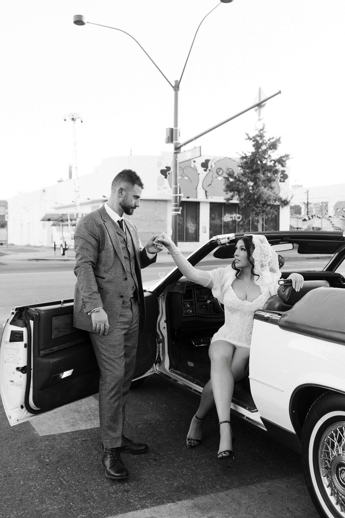 64riskyexposure_aimee-adrian_las-vegas-elopement-photography
