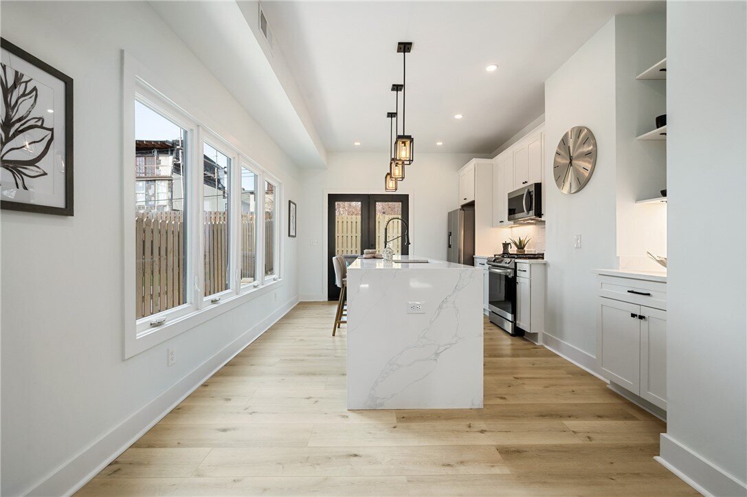 Bright and inviting staged kitchen showcasing functional design for quick home sale