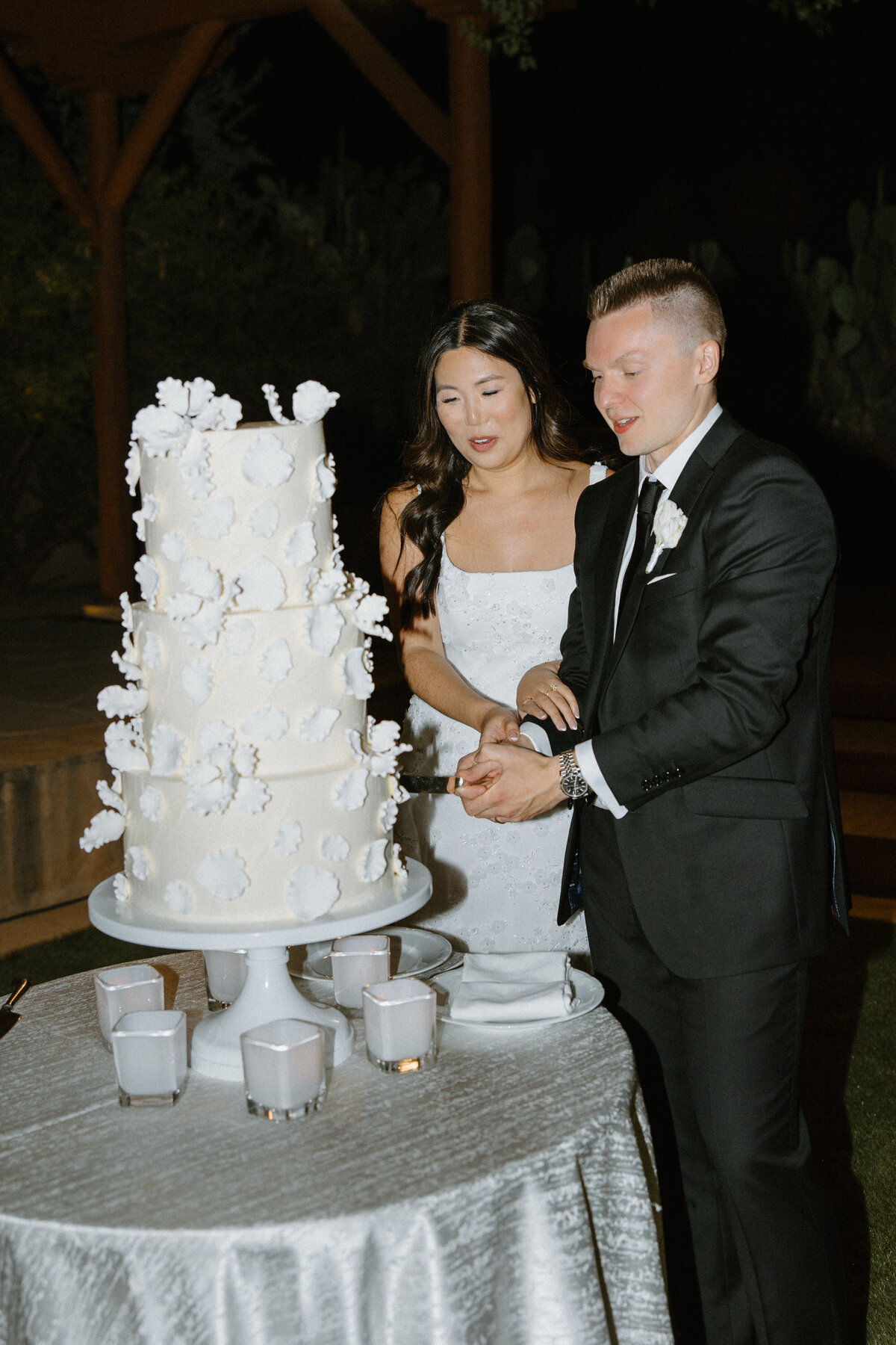 Clare-and-James-Four-Seasons-Scottsdale-Arizona-Wedding-Miranda-Florer-Photo-1005