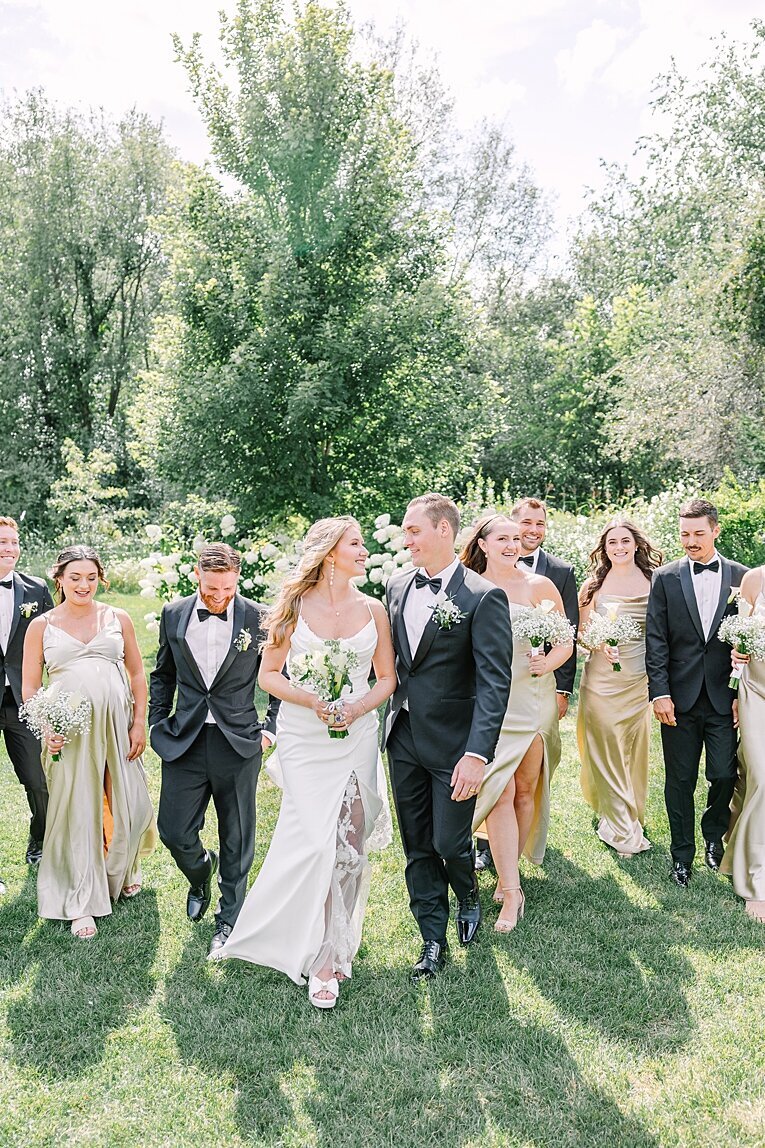 bay-pointe-woods-shelbyville-grand-rapids-michigan-wedding-photographer_0012