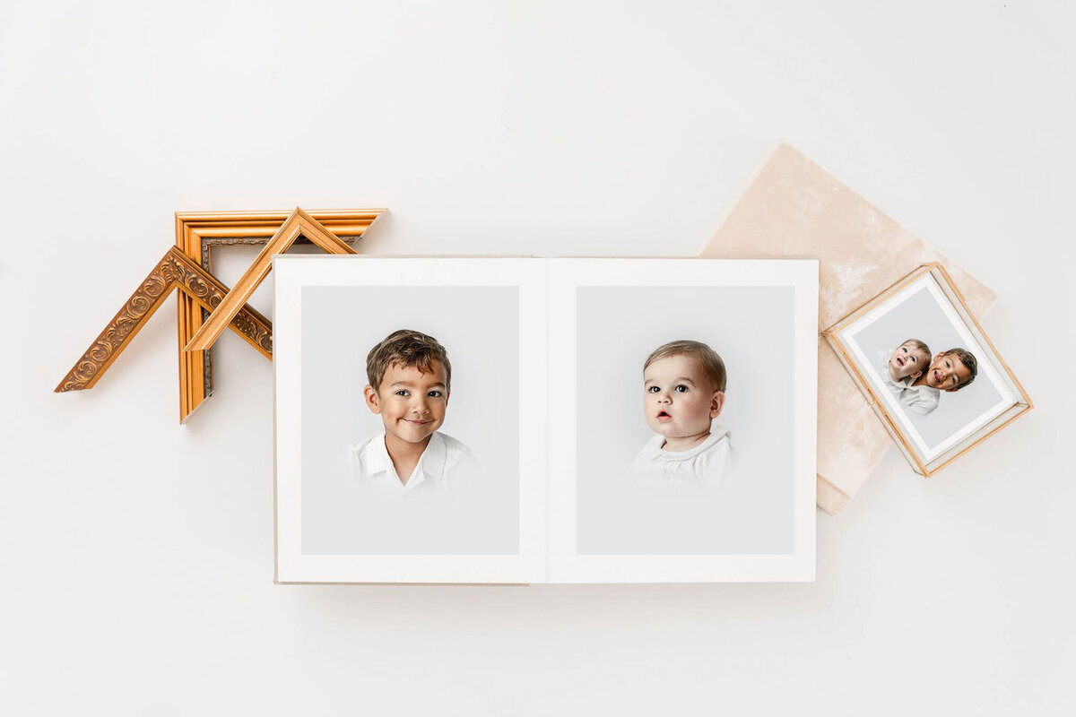 Heirloom-Artwork-brothers-boys