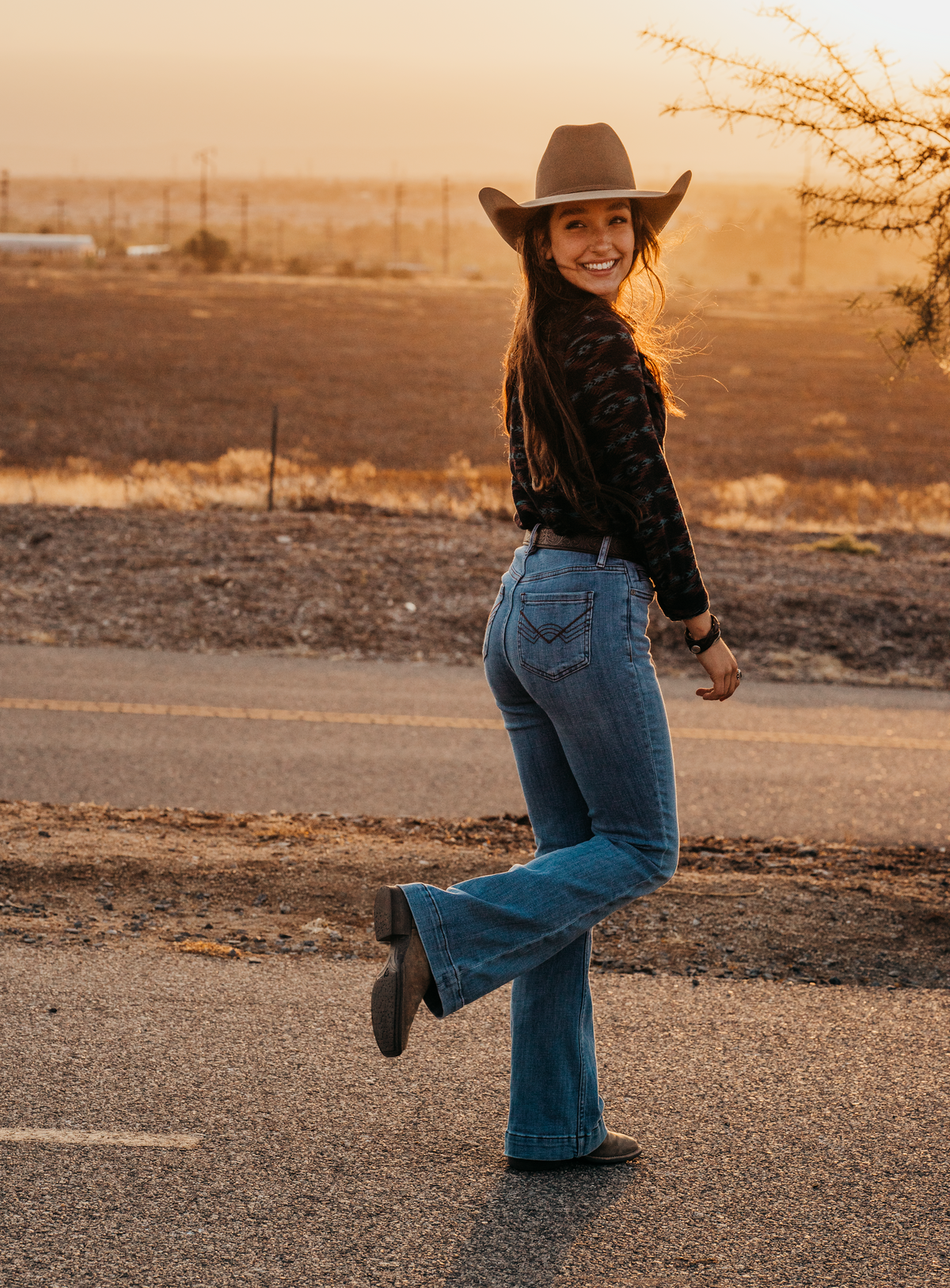 Corinneextras16