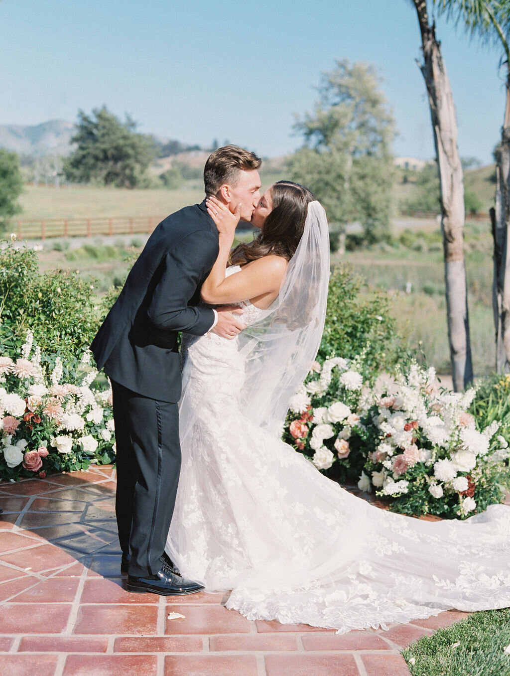 La-Lomita-Ranch-San-Luis-Obispo-California-Wedding-Venue-Ashley-Rae-Studio-Kevin-and-Emily-Pics-148