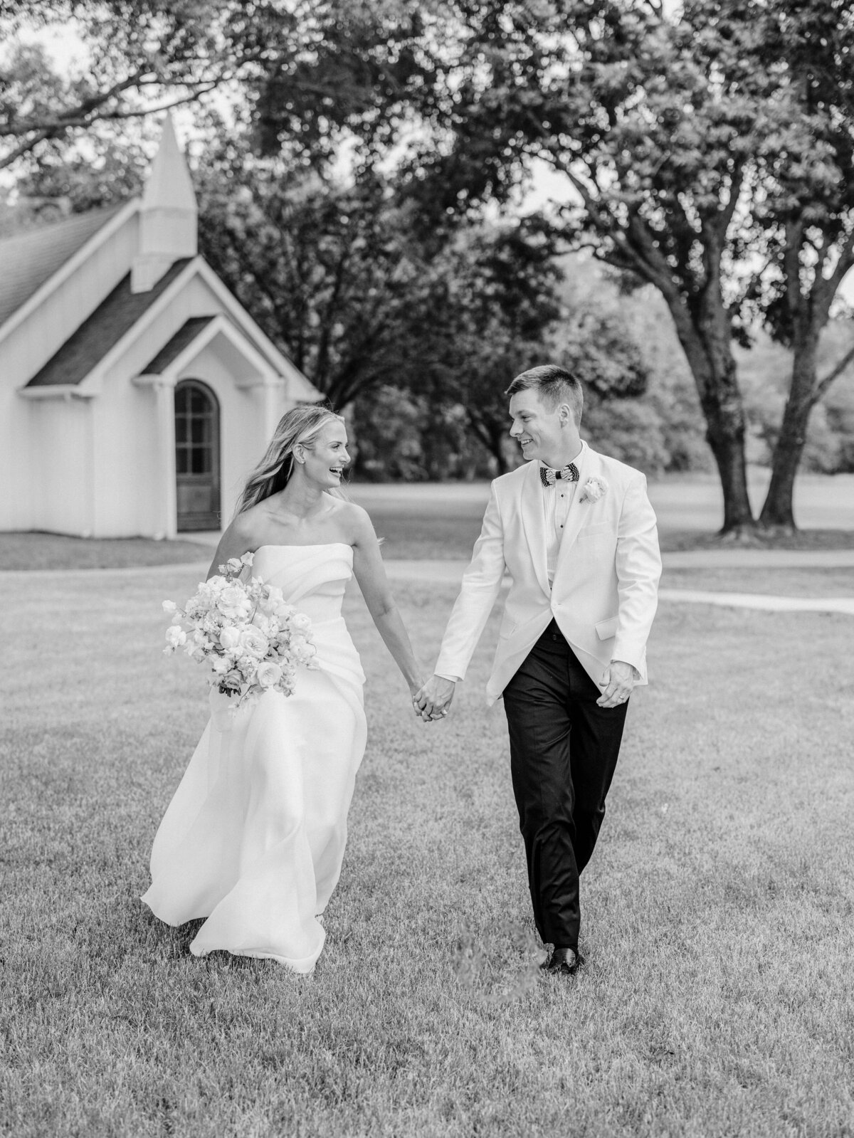 intimate-emerson-wedding-texas-film-photographer-34
