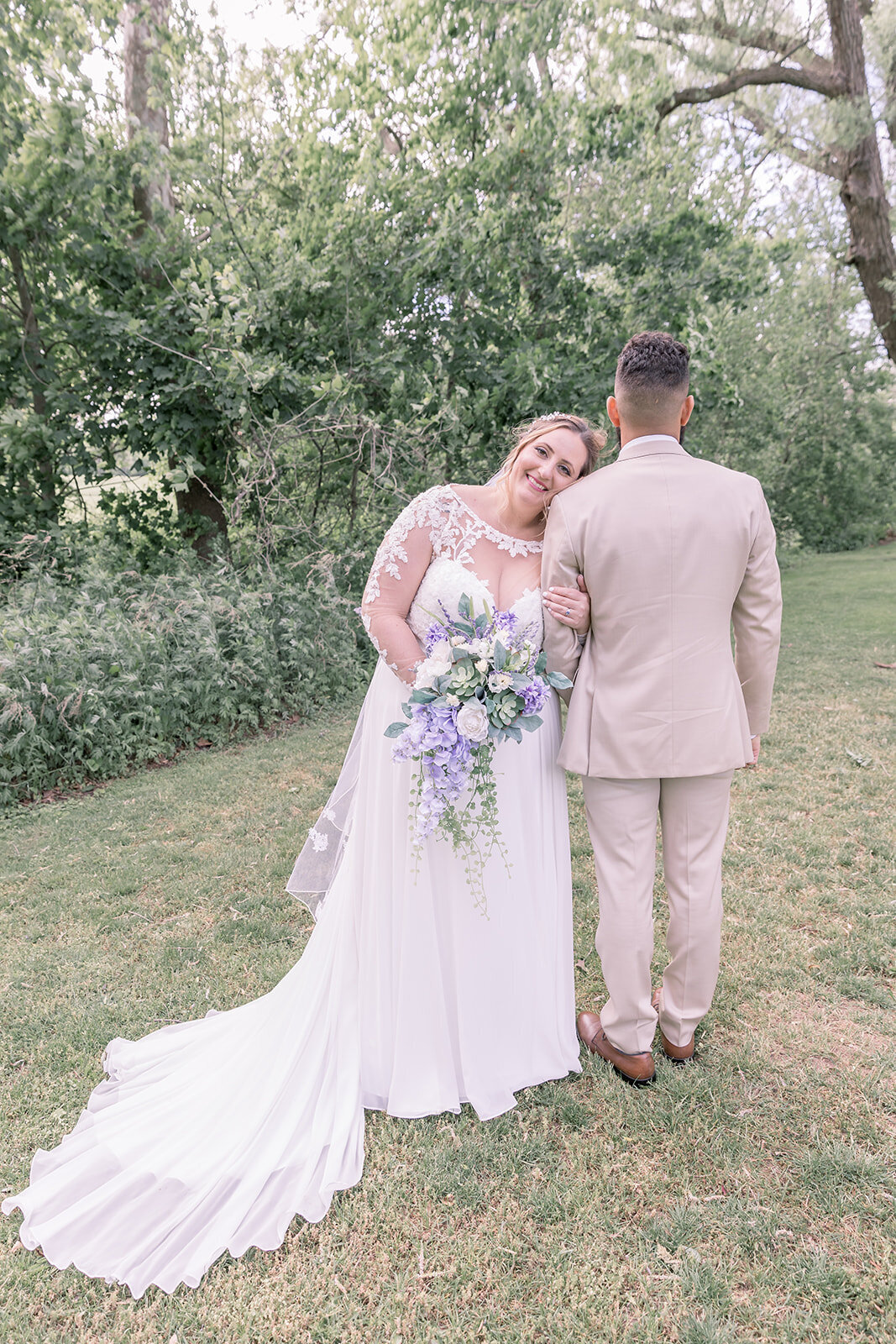 Detroit-Michigan-Wedding-Photographer-Heather-and-DJ-19