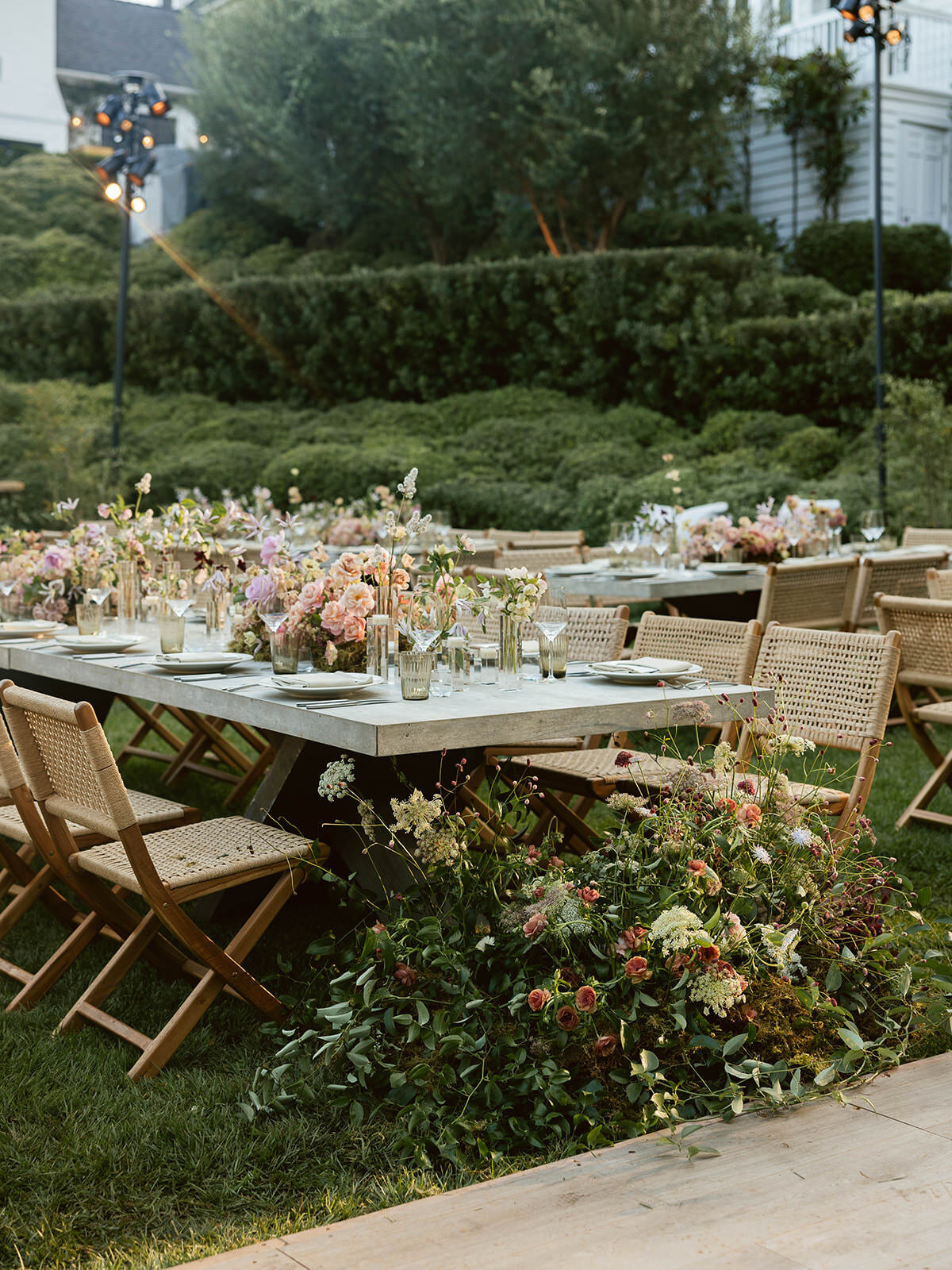 Backyard-Wedding-LosAngeles-ModernFamily-9725