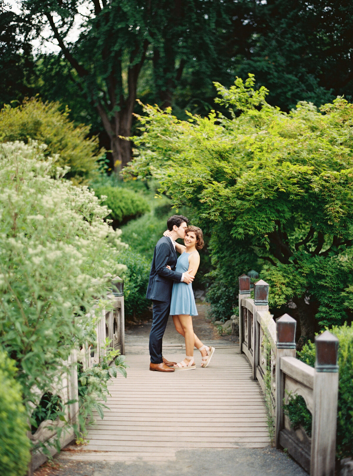 Kirsten&Frank-Fine-Art-Film-Wedding-Photographer-New-York-City-Botanical-Garden-7
