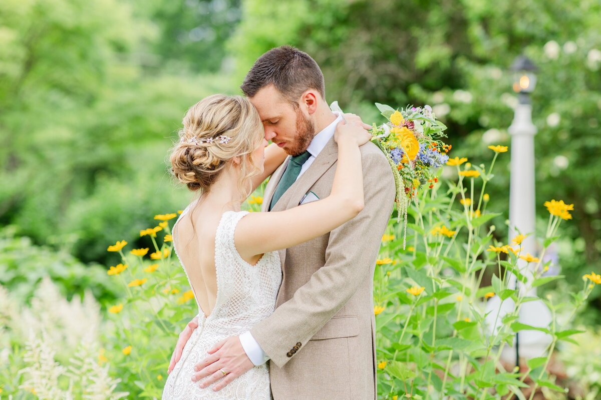 20240622-Phelps Hathaway House Wedding-Suffield CT-Gina Ben-00-Sneak Peek-133