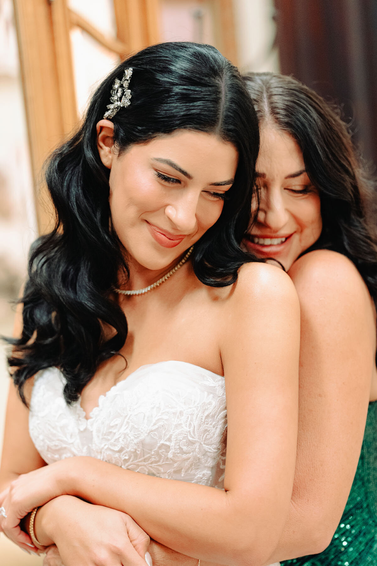 Phoenix wedding photographer capturing elegant Villa Siena wedding details