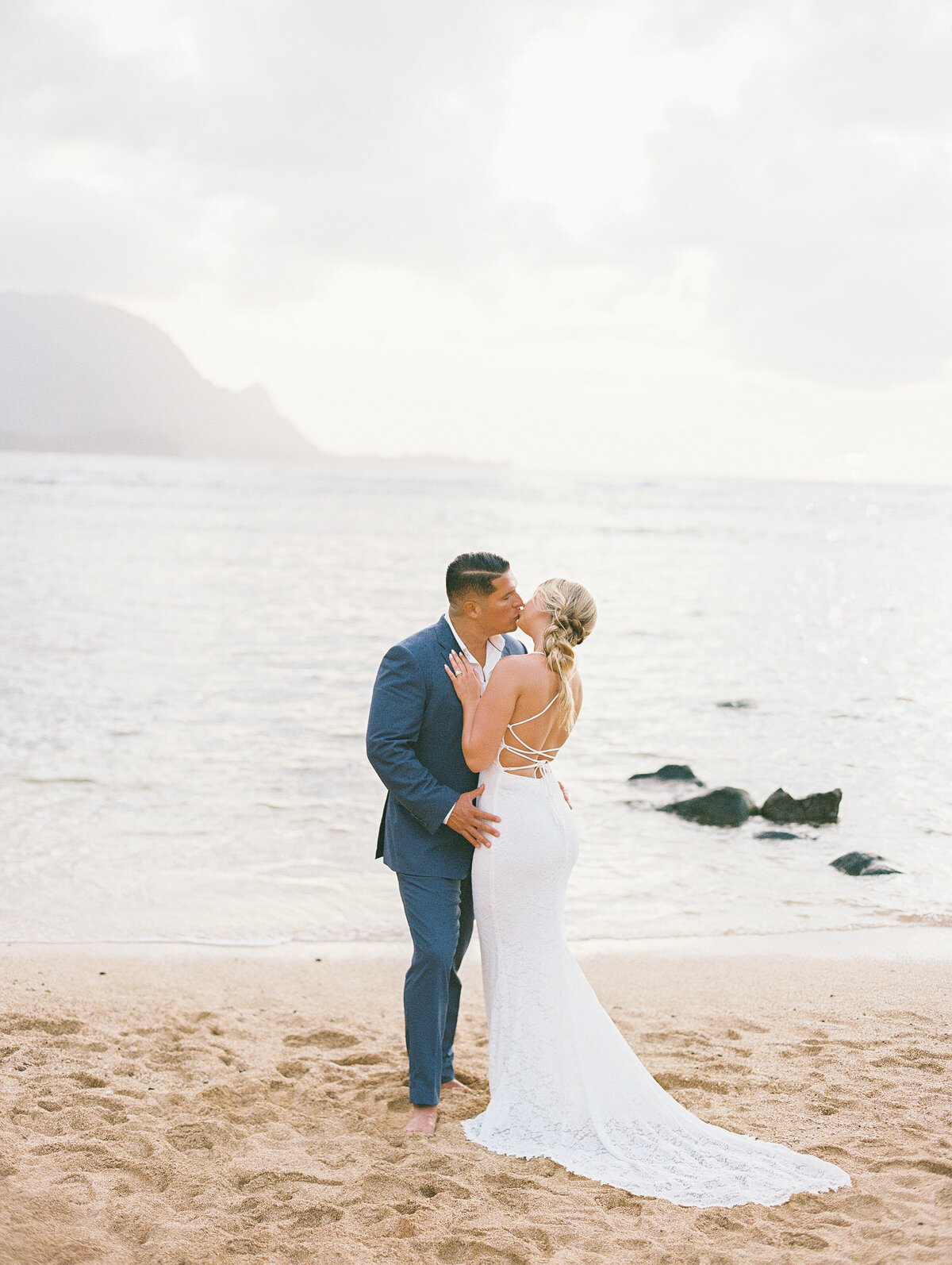 Kauai Wedding photographer Mami Wyckoff Photography engagement family maternity portrait 064
