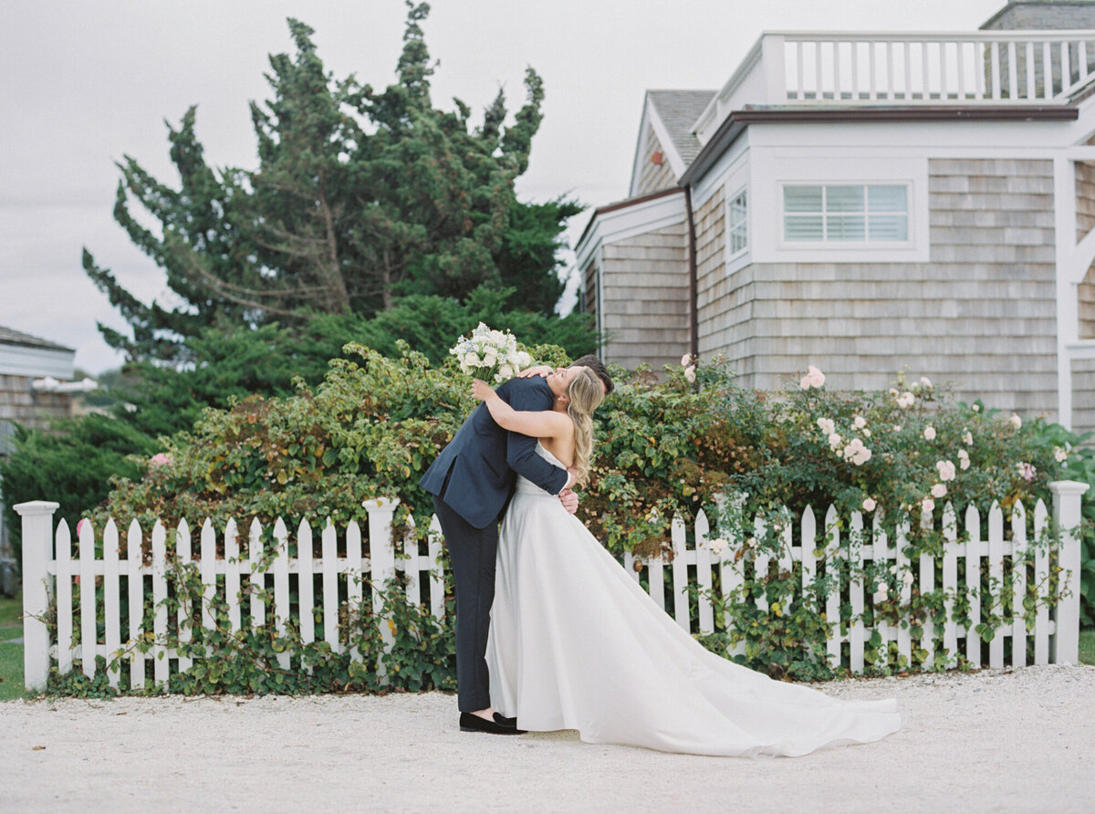 Emily March Photography Wilmington, North Carolina and Destination Wedding Engagement Photographer Heirloom Photography for Memorable Gatherings Light Airy Sentimental Imagery Images Weddings VaughanWedding_0187 copy