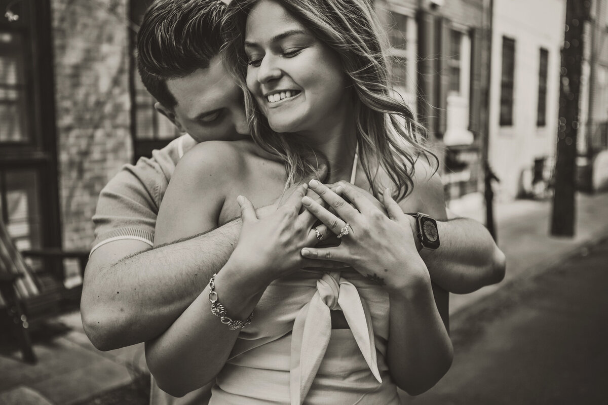 proposal-hug-philadelphia