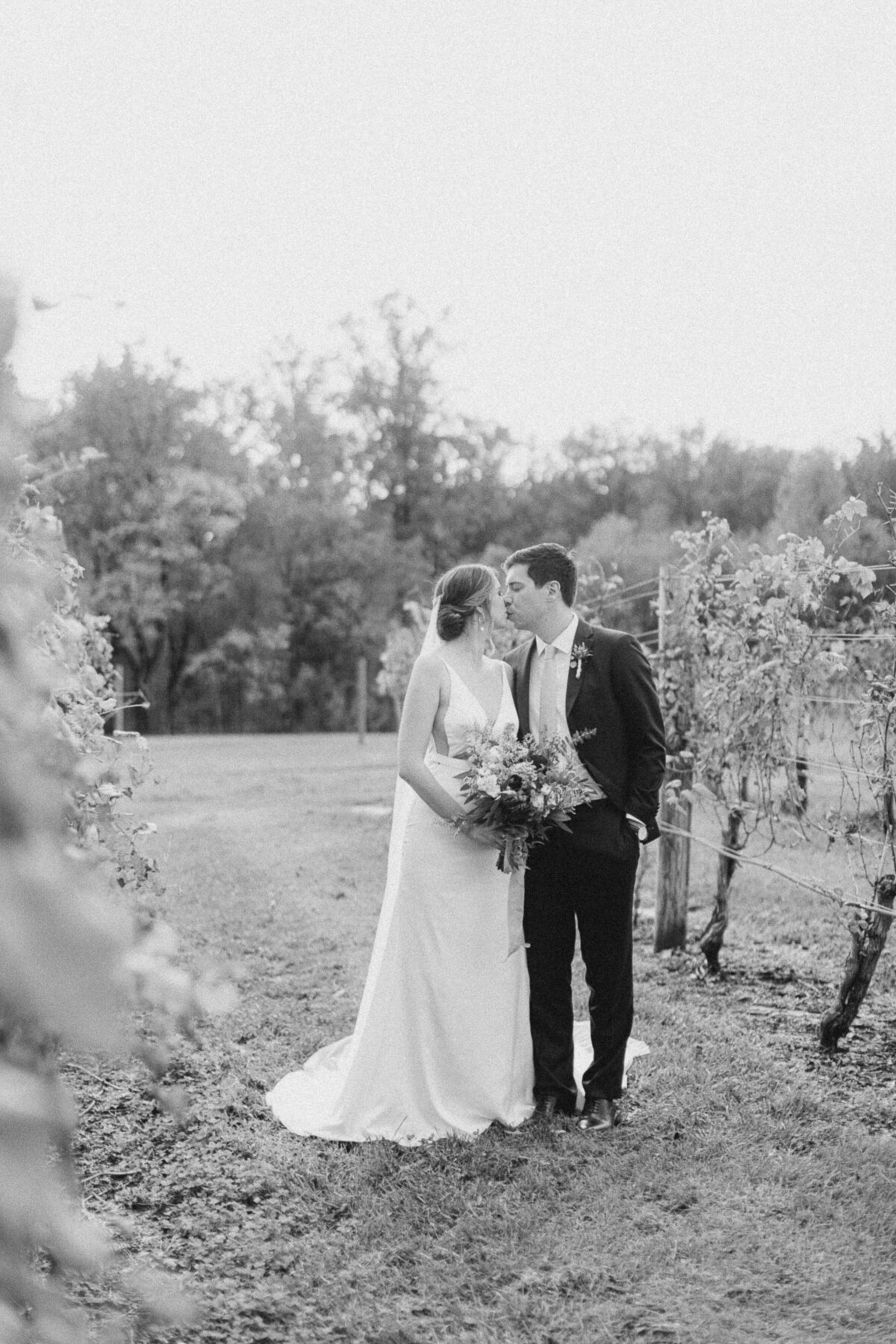 audra-jones-photography-king-family-vineyards-wedding-ali-richie-21