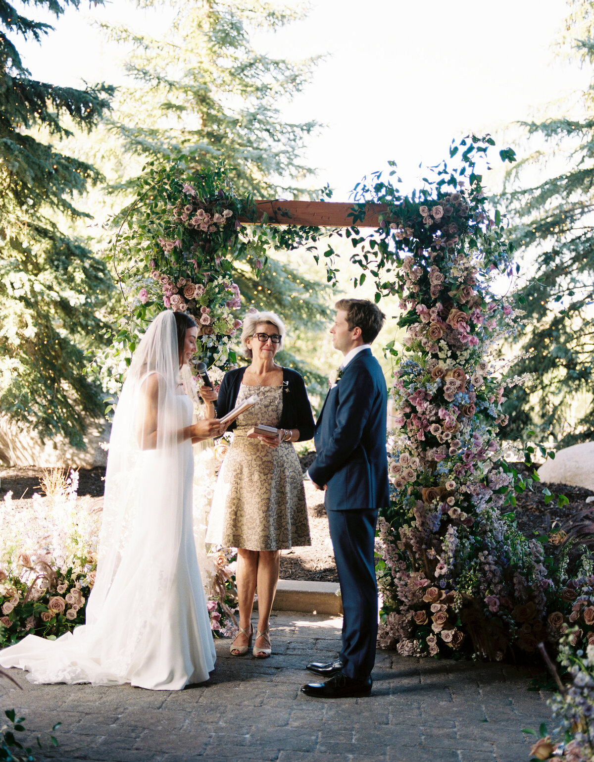 AJ_StRegisWeddingPreviews_MLE040