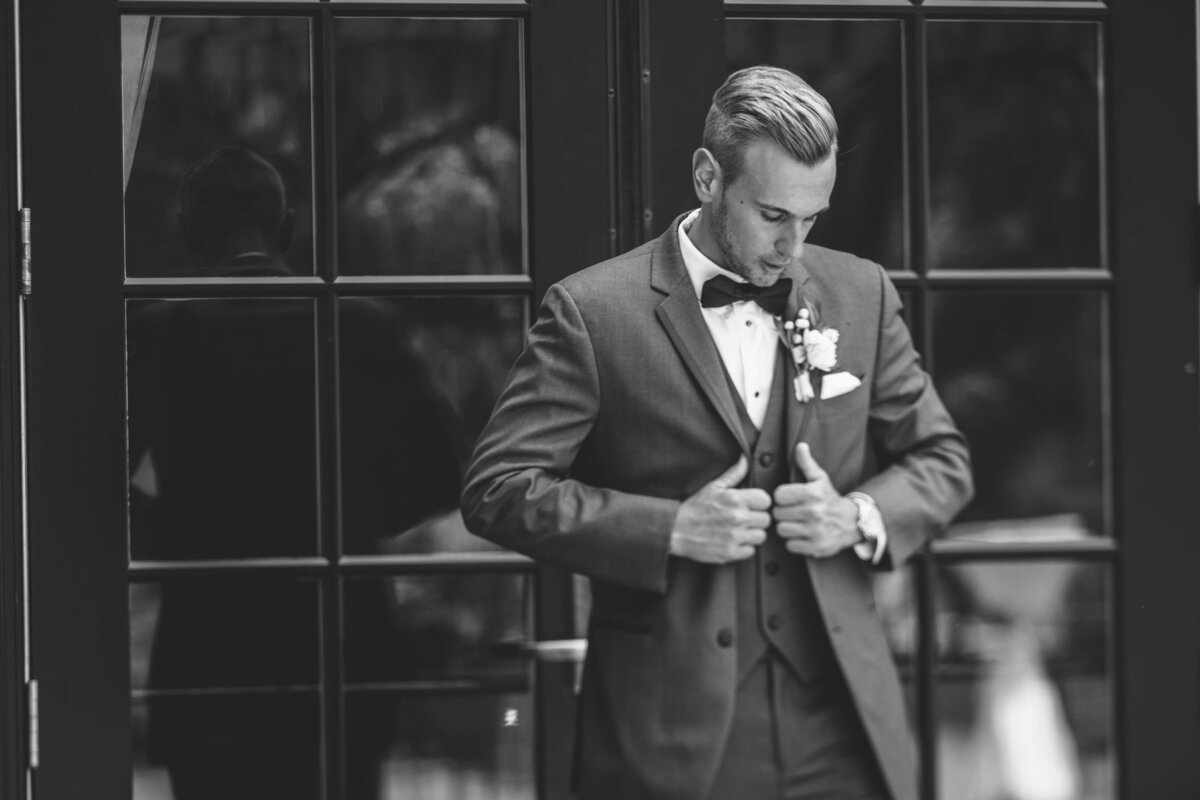Couples Wedding and Engagement Photographer 3