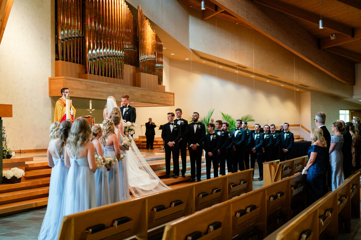 Grand Rapids Wedding Photographer JW Marriott578