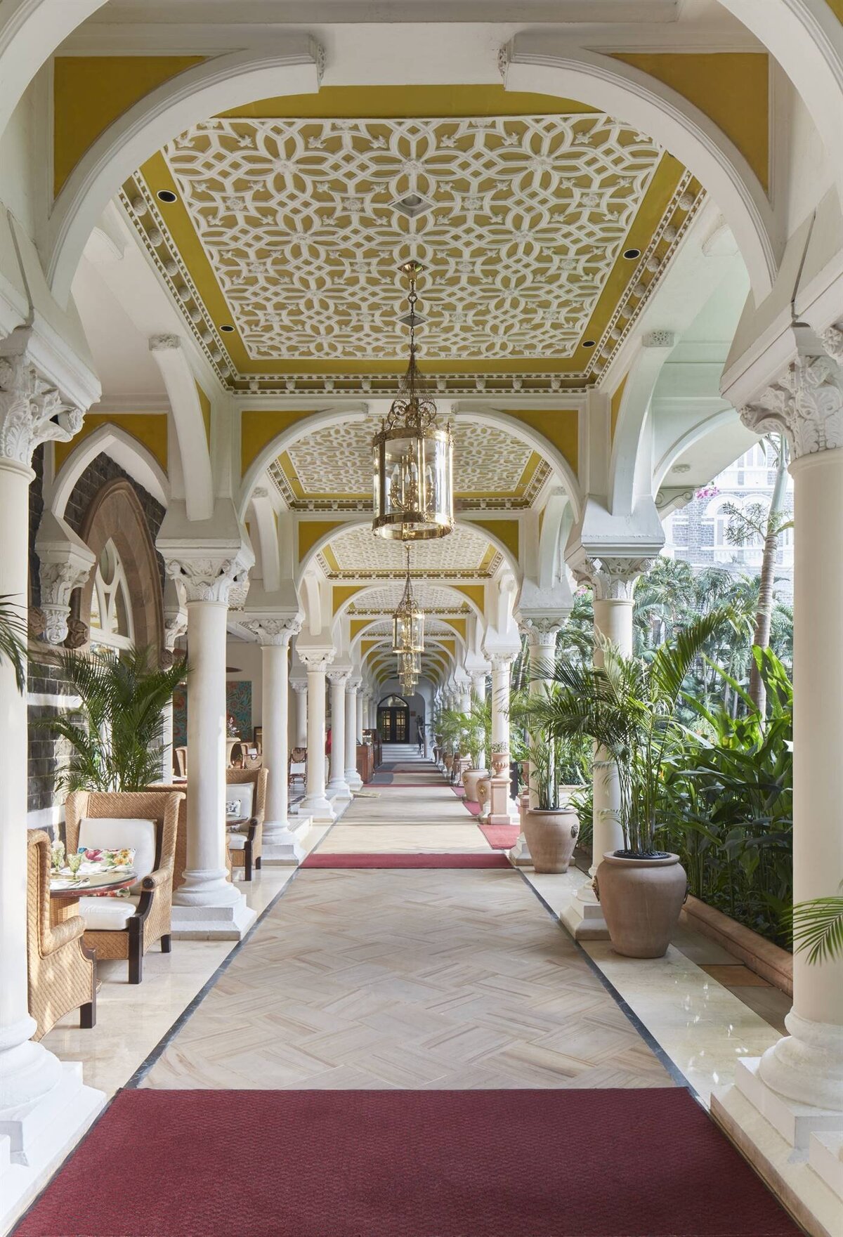 Taj Mahal Mumbai  - Corridor Small