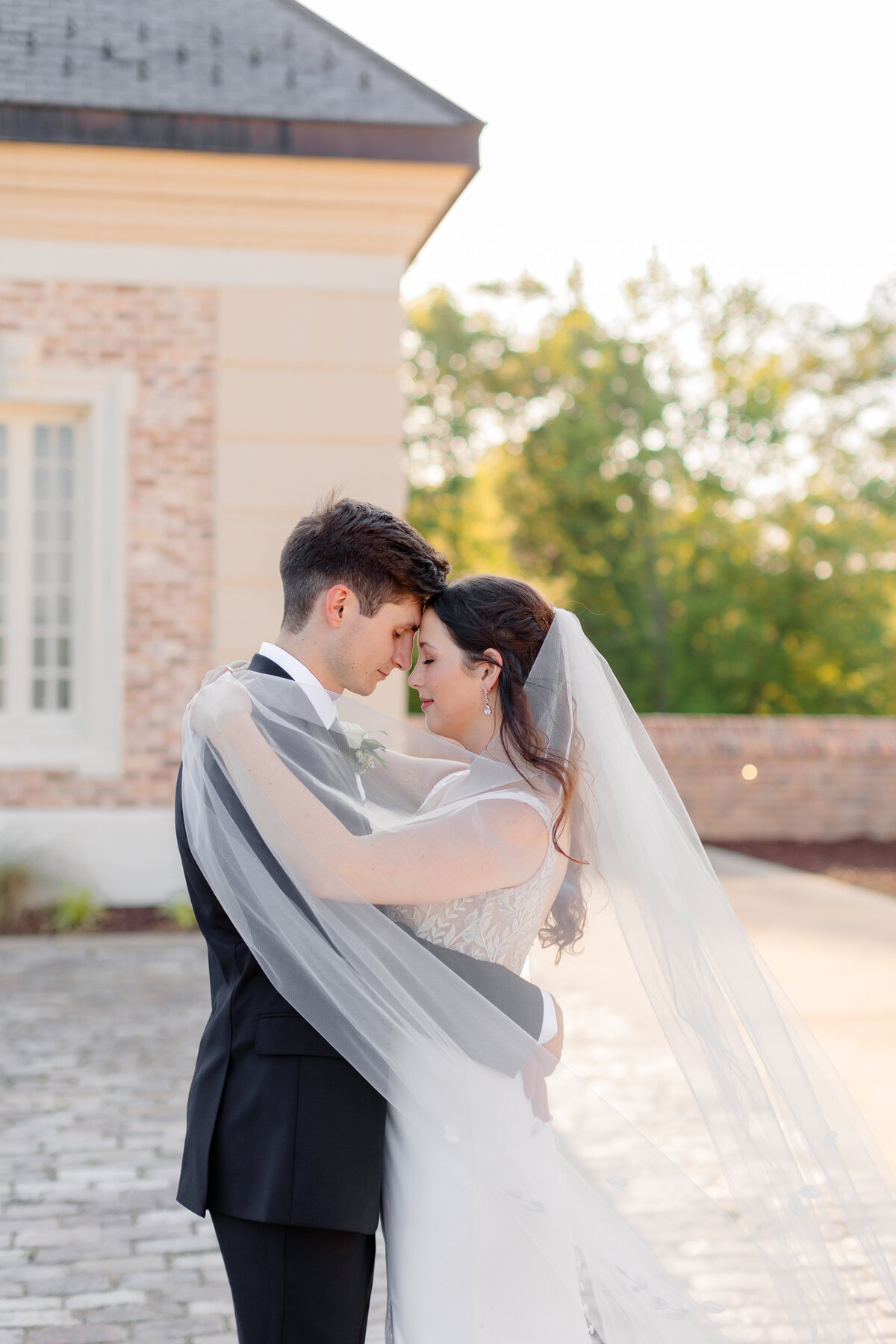 Classy-Editorial-Wedding-Oxbow-Estate-Clayton-North-Carolina-LB1-154